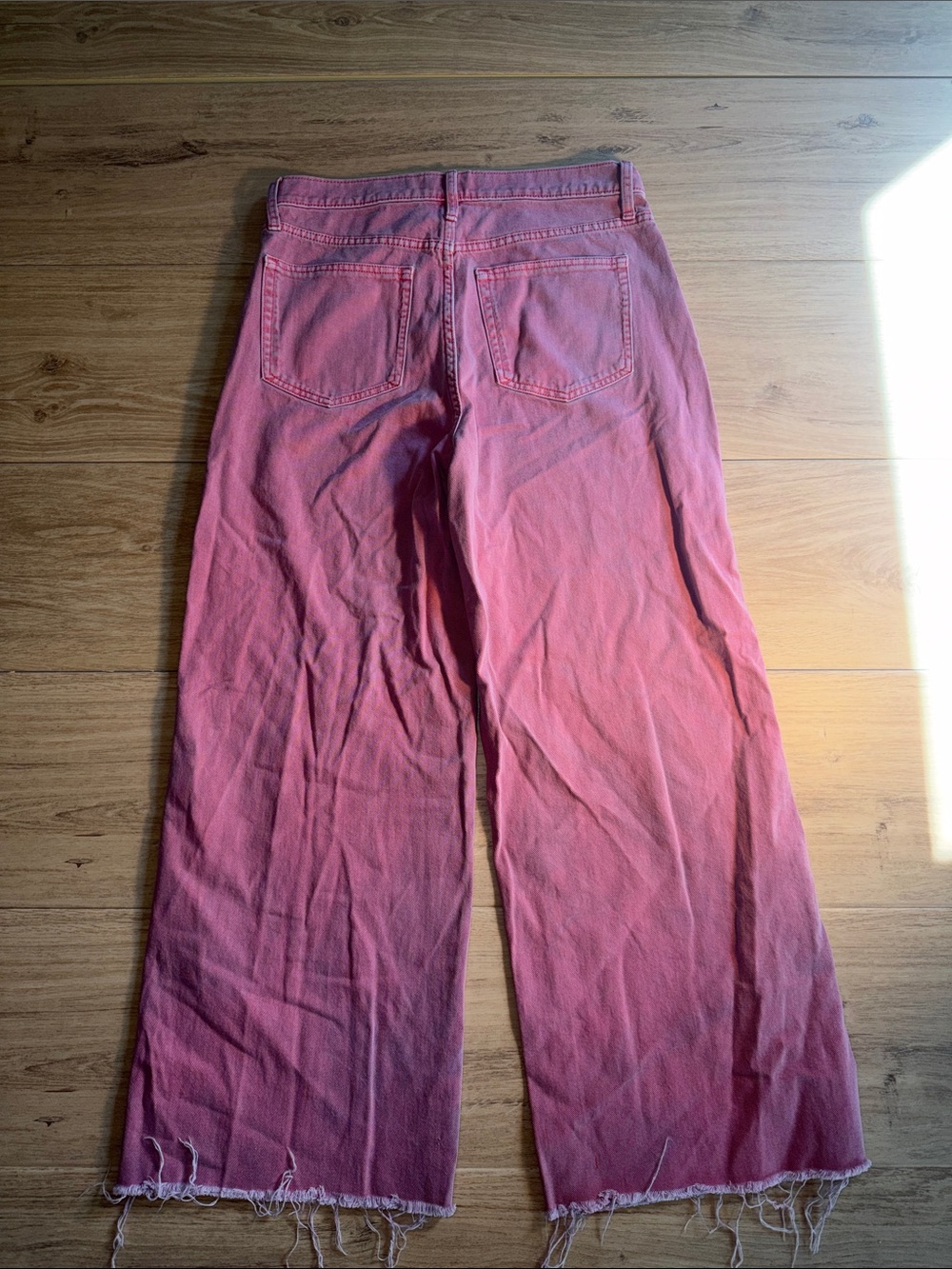 GAP Pink Wide-Leg Jeans with Raw Hem size 10/30 regular - Picture 6 of 7